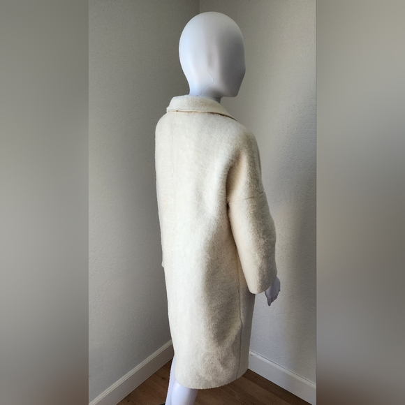 Luxurious Ivory Faux Fur Coat L - XL! - Picture 13 of 13